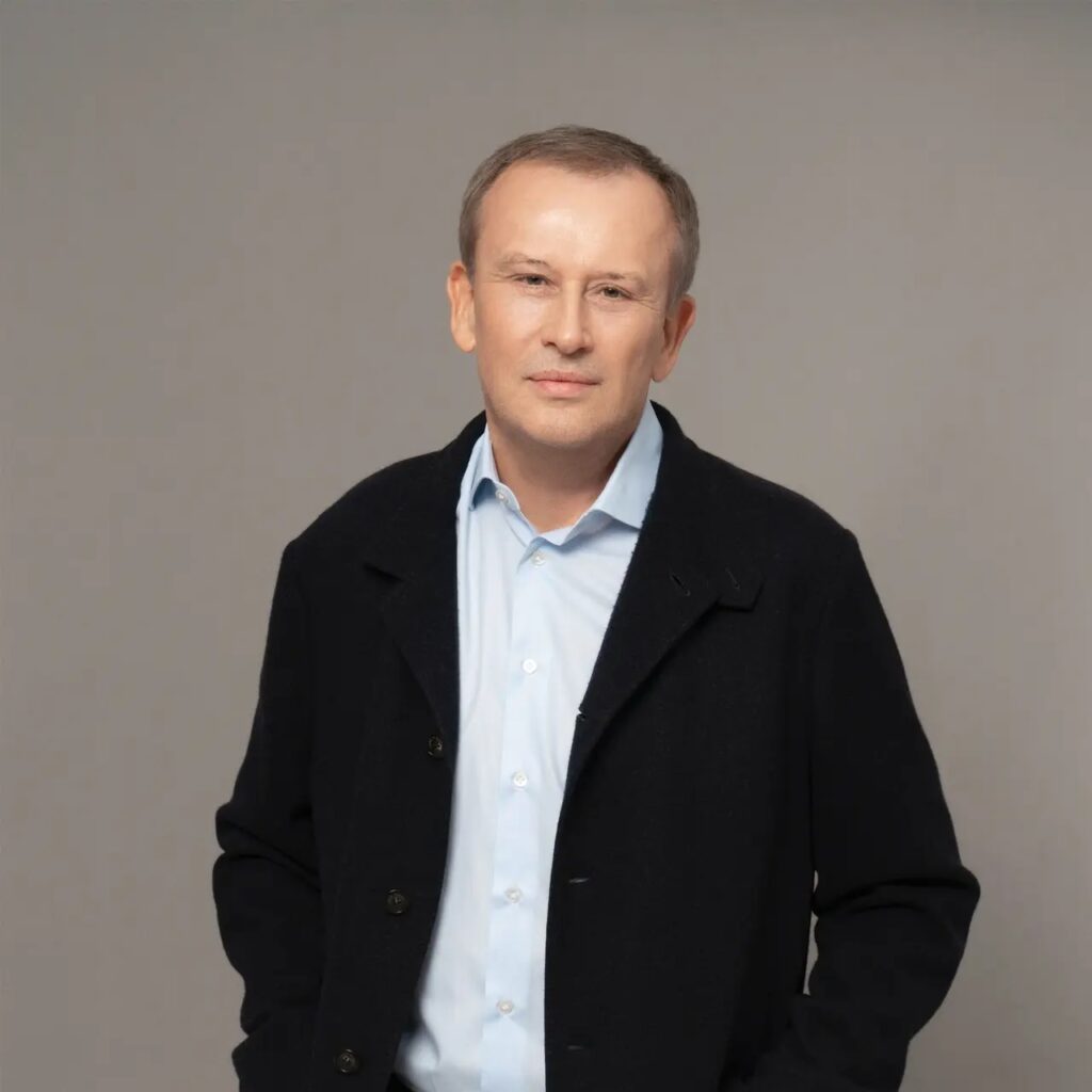 Логотип max канала - Александр Дрозденко: новости и события Ленинградской области MAX - Политика