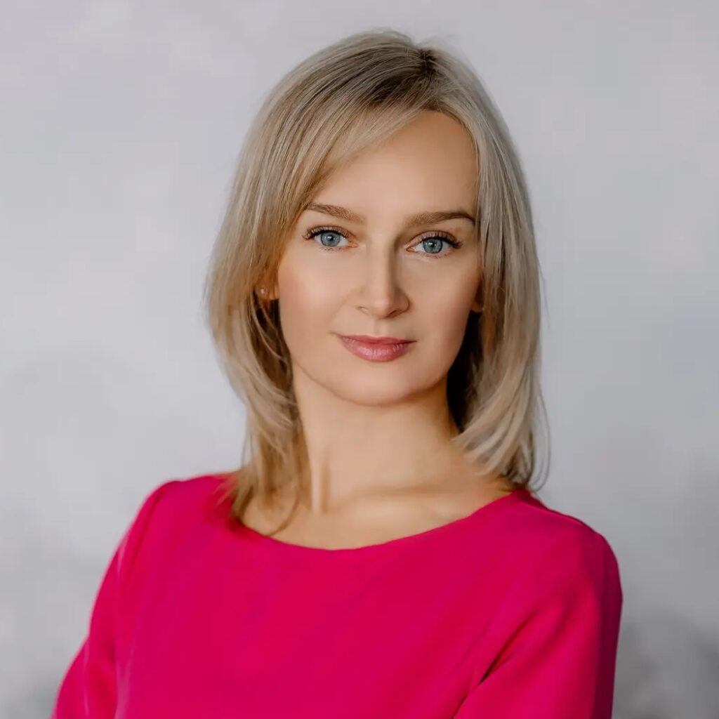 Логотип max канала - Запуск речи с Алёной Васильевой: советы и ресурсы MAX - Образование